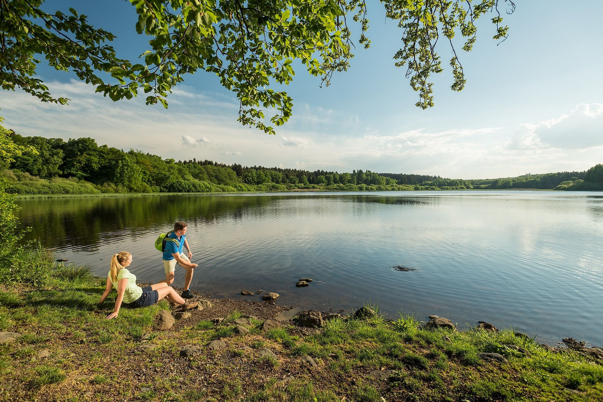 Wanderer am Dreifelder Weiher