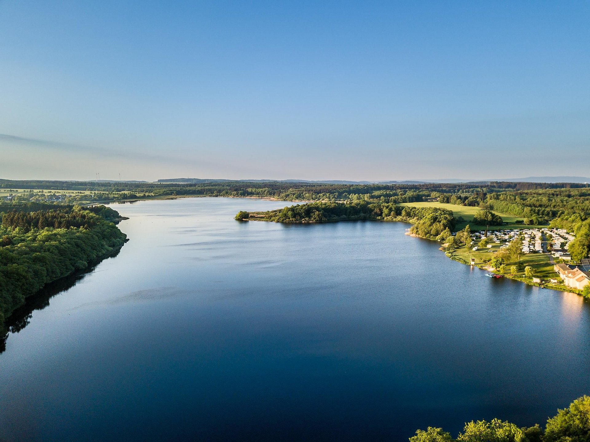 Dreifelder Weiher im Sommer