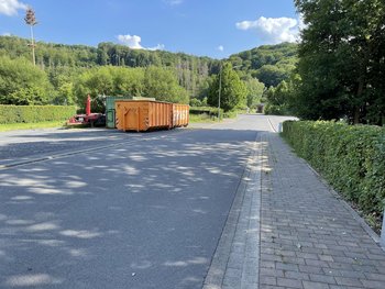 Parkplatz Auenweg 1